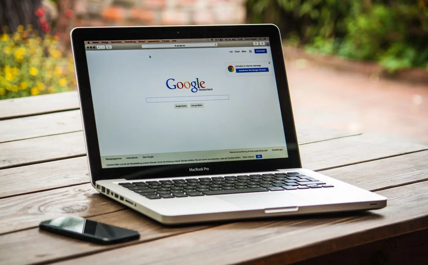 Hoe kom ik bovenaan in Google? Zo scoor je in 2025 wél die toppositie