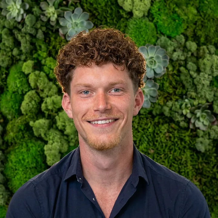 Jesse van der Sluis, mede-oprichter van De Digitale Timmerman