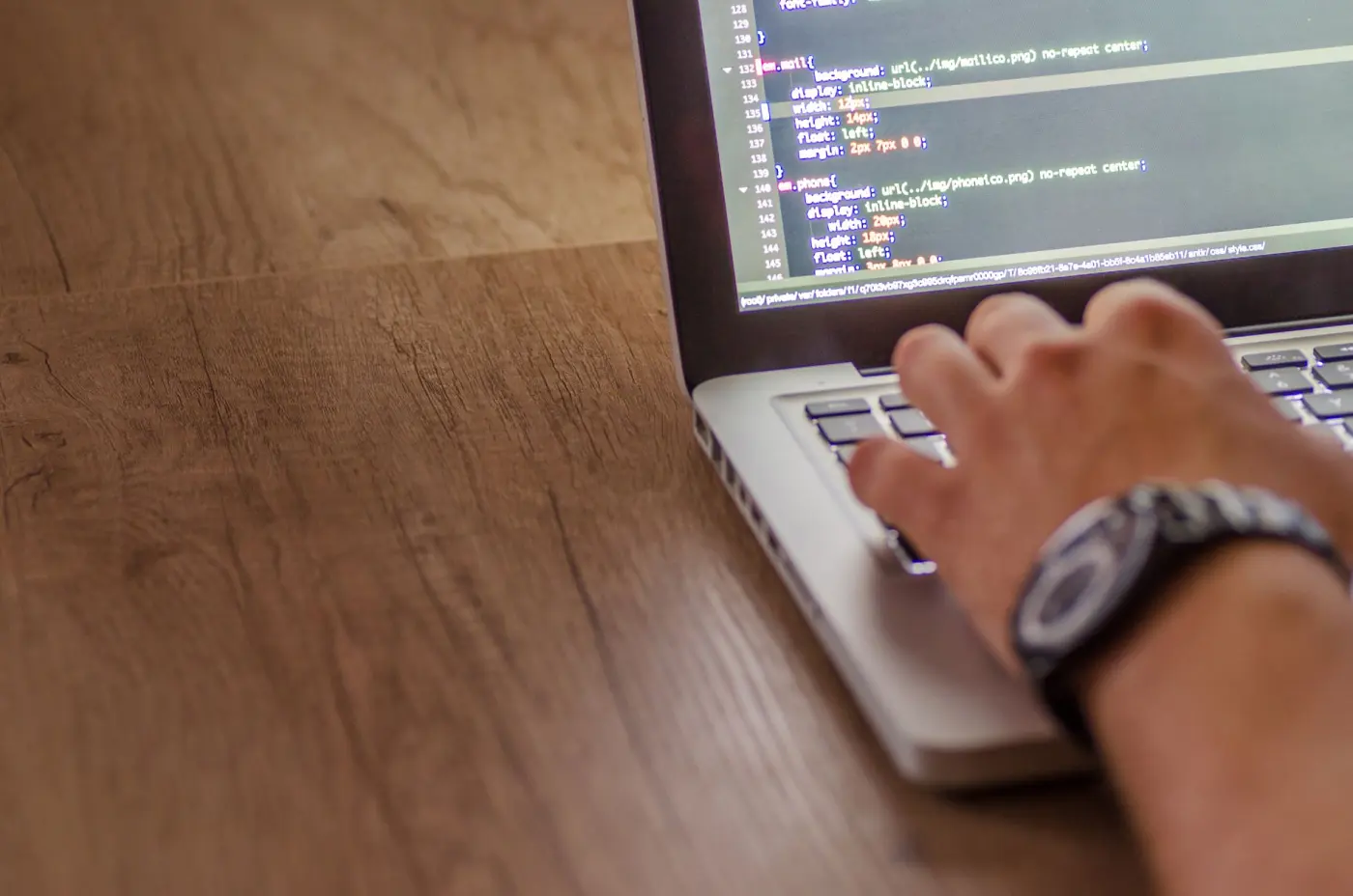 Website laten herbouwen of verbeteren: zo maak je in 2026 de juiste keuze